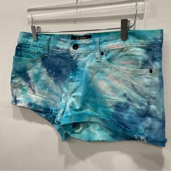 Lucky Brand Tie-Dye Riley Shorts Denim Festival Size 14 / 32 - Picture 3 of 10